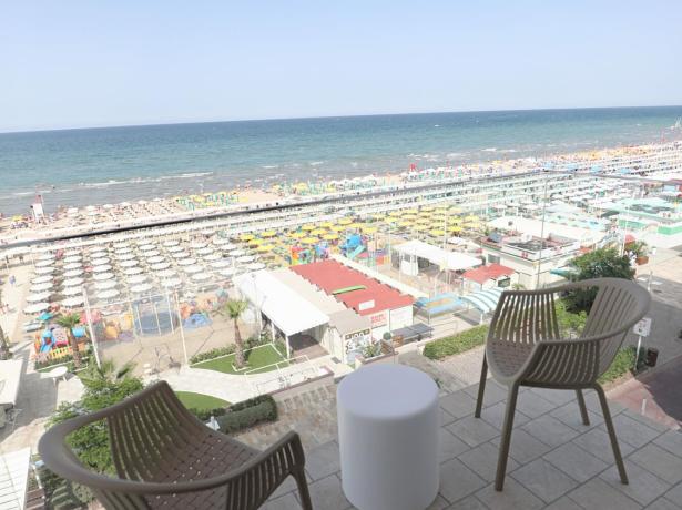 hoteldanielsriccione en offer-for-early-june-in-riccione-beachfront-hotel 015