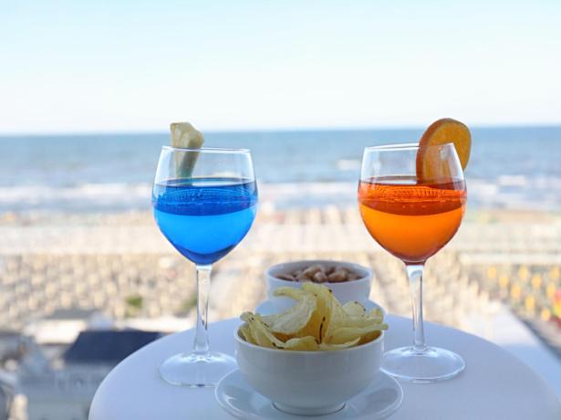 hoteldanielsriccione en offer-september-all-inclusive-riccione-in-hotel-with-sea-view 014