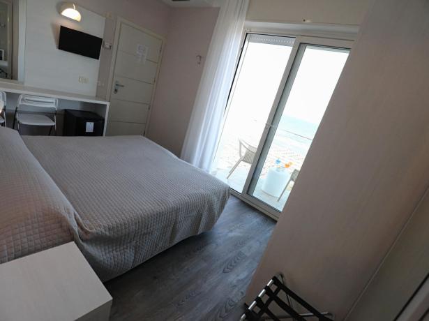 hoteldanielsriccione en offer-september-all-inclusive-riccione-in-hotel-with-sea-view 012