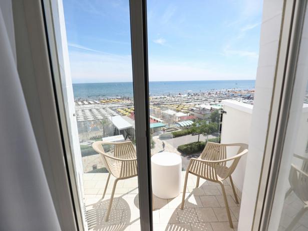 hoteldanielsriccione it offerta-ponte-2-giugno-riccione-in-hotel-fronte-mare 015