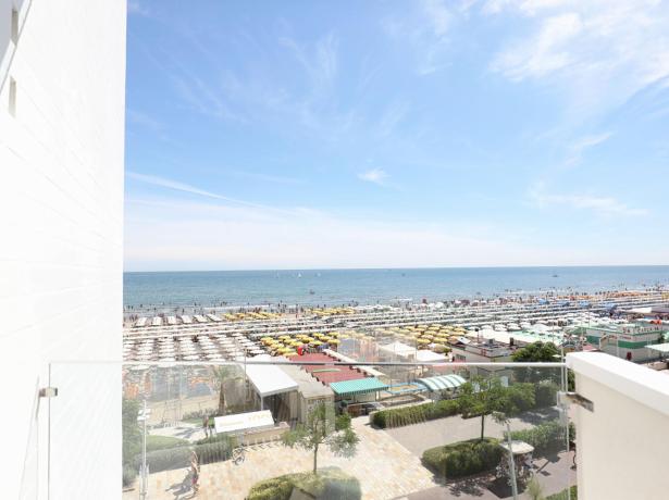 hoteldanielsriccione it offerta-fine-giugno-riccione-in-hotel-fronte-mare 013