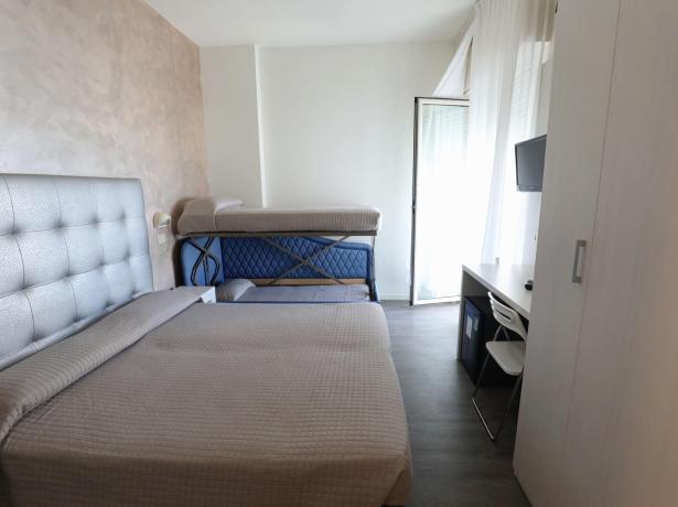 hoteldanielsriccione fr offre-premiere-semaine-d-aout-dans-une-chambre-fronte-mare-a-riccione 015